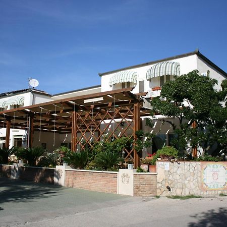 Hotel Mandetta - Adults Only Paestum Exterior foto